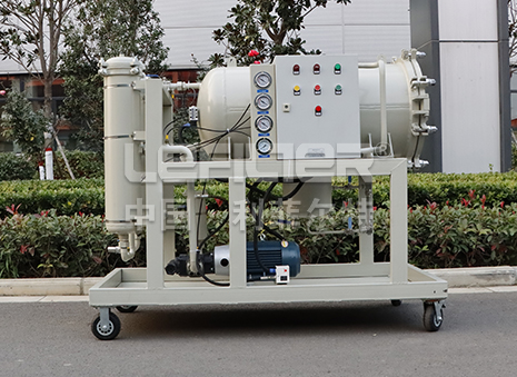 聚結(jié)脫水濾油機(jī)如何更換預(yù)、精過濾器濾芯？