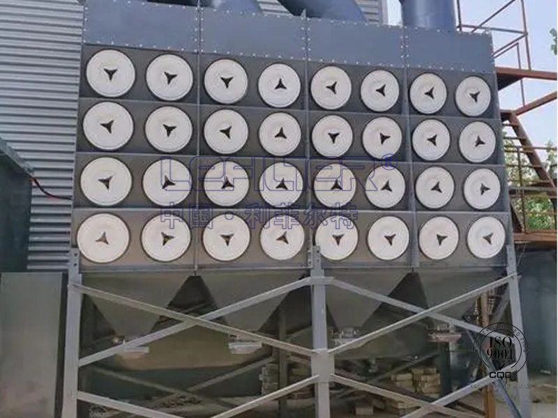 單晶硅除塵設(shè)備