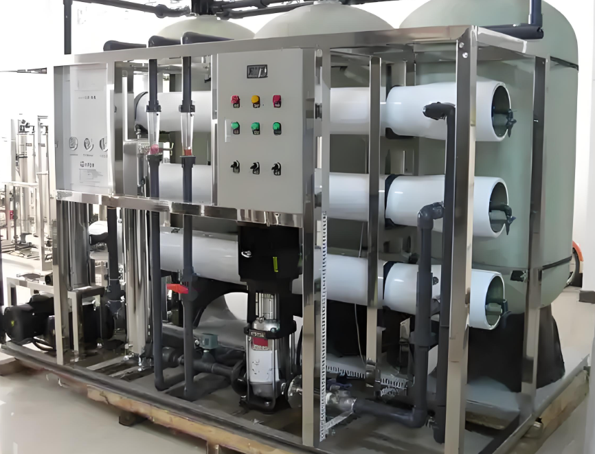 反滲透水與去離子水，原理差異與應(yīng)用場(chǎng)景全解析